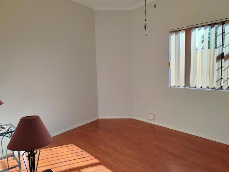 To Let 1 Bedroom Property for Rent in University Estate Western Cape